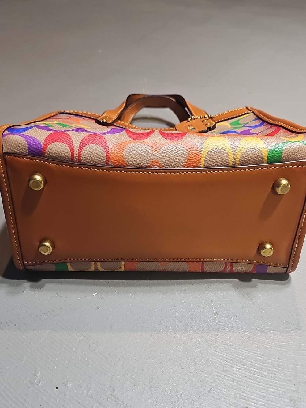 Coach C5142 Field Tote 22 Rainbow Signature Canvas Pride Coll. Limited Edition - Picture 6 of 15